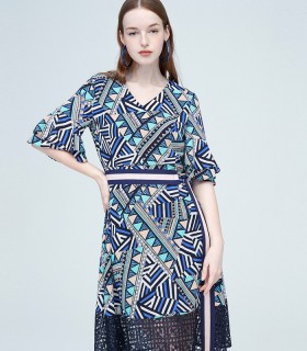 Floral dress with flare sleeve