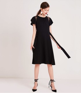 Flutter shoulder dress