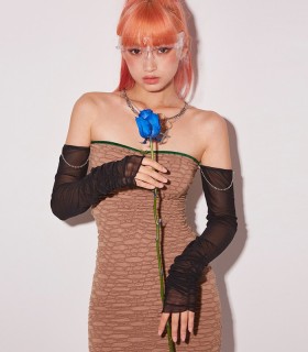 Off-shoulder bodycon dress