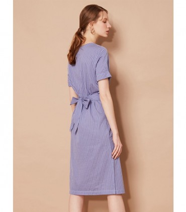 A-line dress with a bow tie